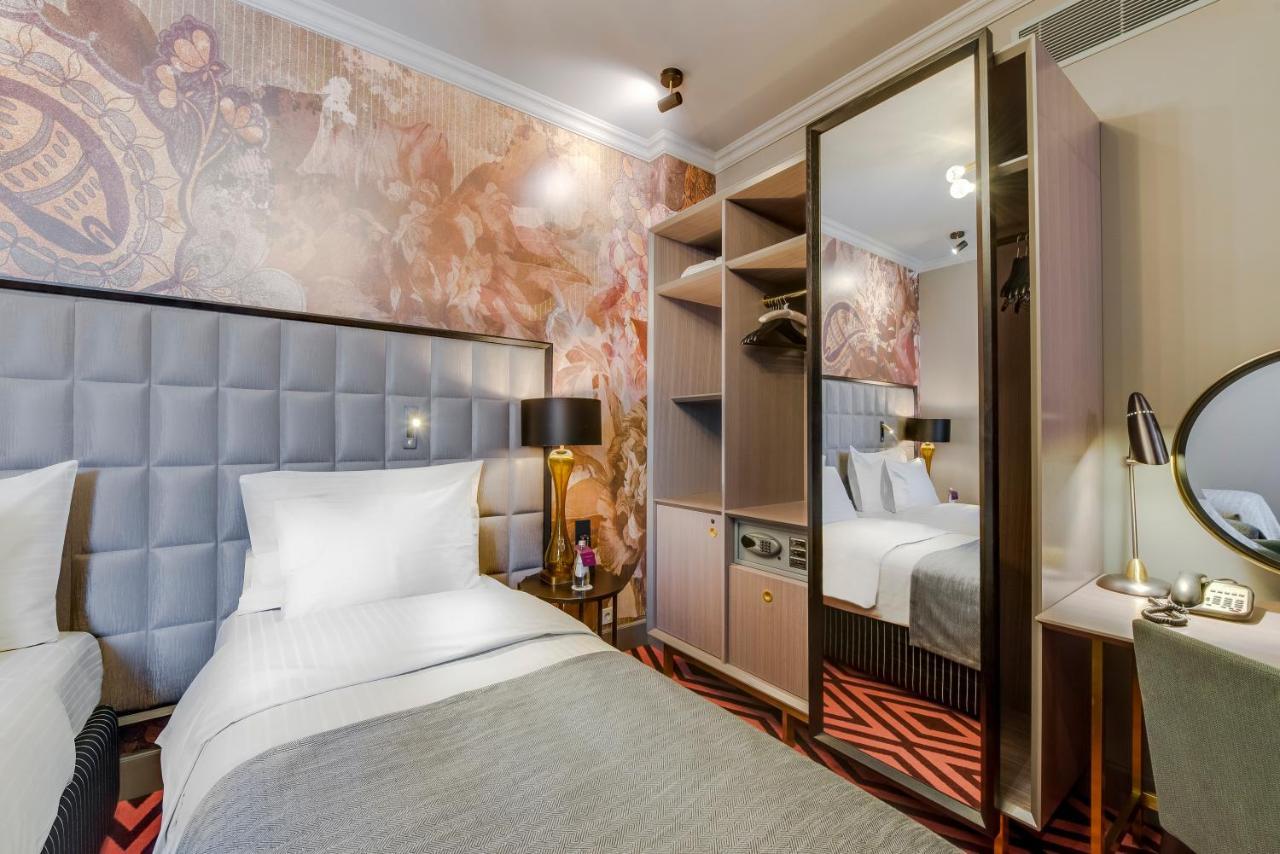 Grand Poet Hotel And Spa By Semarah Riga Quarto foto